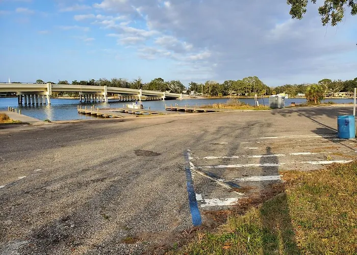 Holiday home Navy Point & Game Room, Near Nas & Downtown - Beaches