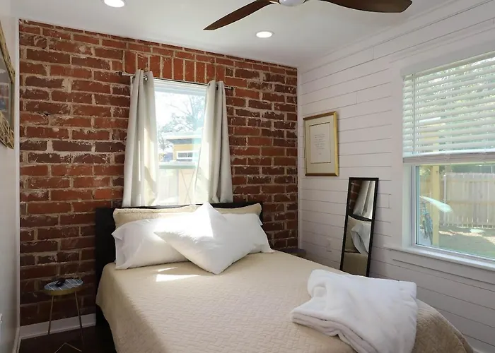 Holiday home Navy Point & Game Room, Near Nas & Downtown - Beaches Pensacola