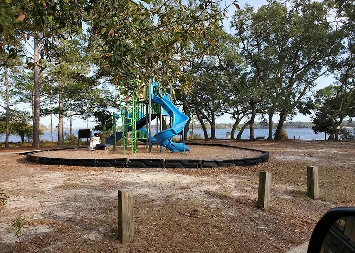 Holiday home Navy Point & Game Room, Near Nas & Downtown - Beaches *
